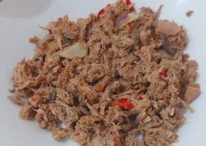 Tuna Kaleng Masak Tumis Pedas