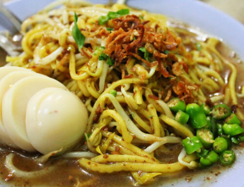 Mie Lendir: Kuliner Khas Tanjungpinang Berkuah Kental
