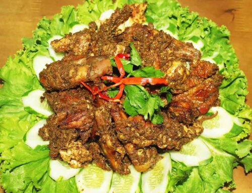 Ayam Napinadar Batak: Kuliner Tradisional